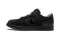 Nike Division Street - What The Duck Alternate sneaker in sleek all-black design with iconic logo.