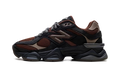 New Balance Phantom Rich Oak sneakers in black and brown, featuring a stylish design and breathable mesh upper.